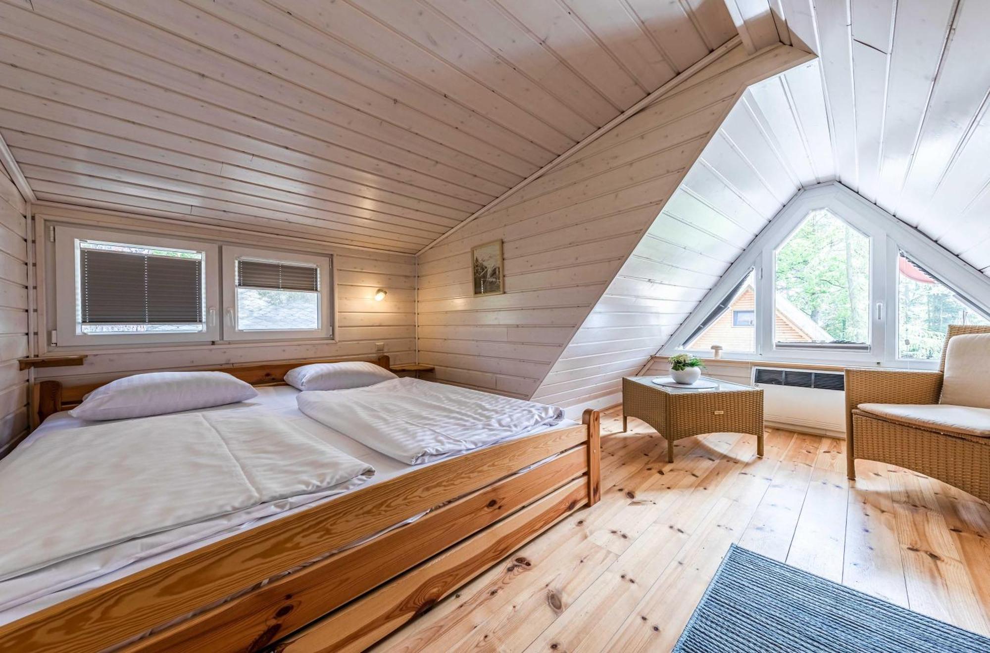 Ferienhaus Finn Im Heidpark Silz Exterior photo